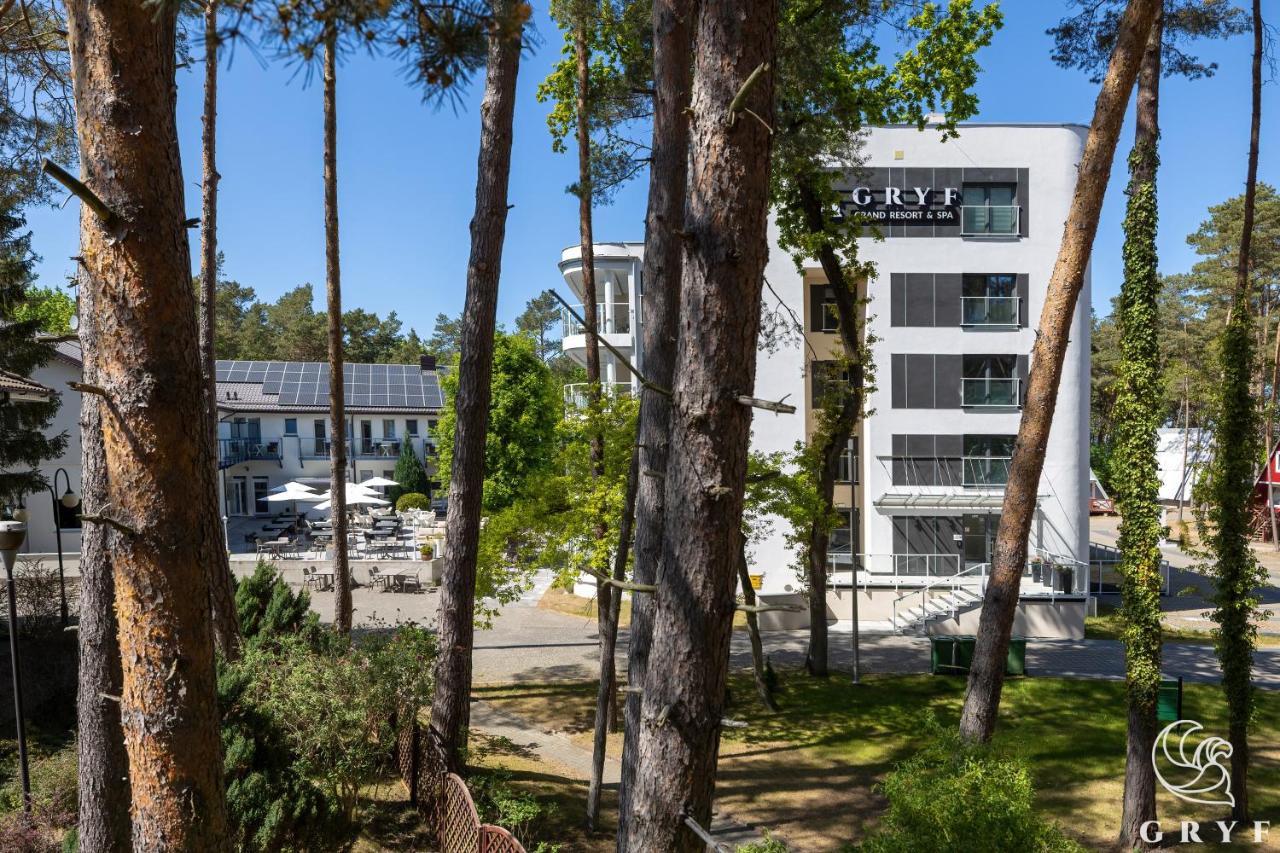 Gryf Osrodek Pobierowo Hotel Exterior photo